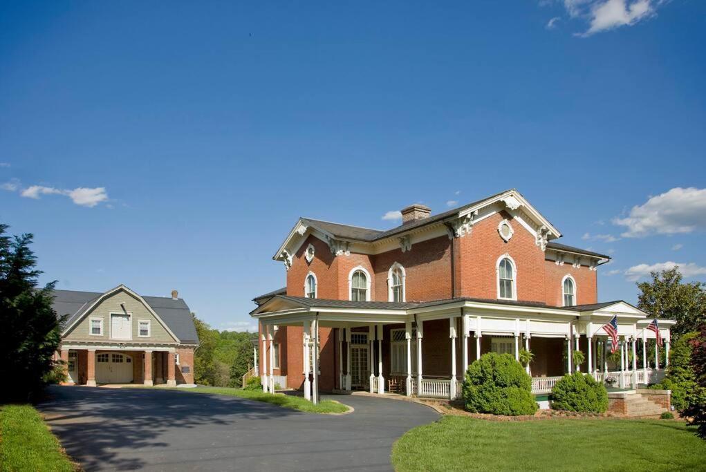 Apartamento Peaceful Easy Feelings - King Sized Bed - Sleeps 2 Lynchburg Exterior foto