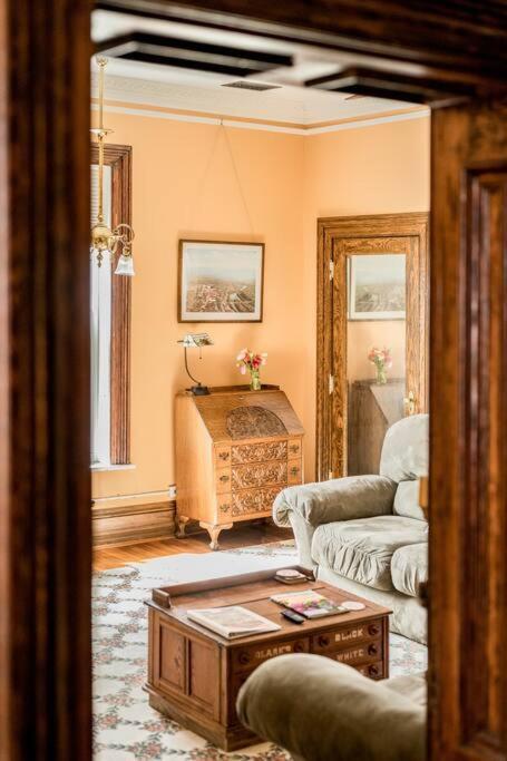 Apartamento Peaceful Easy Feelings - King Sized Bed - Sleeps 2 Lynchburg Exterior foto