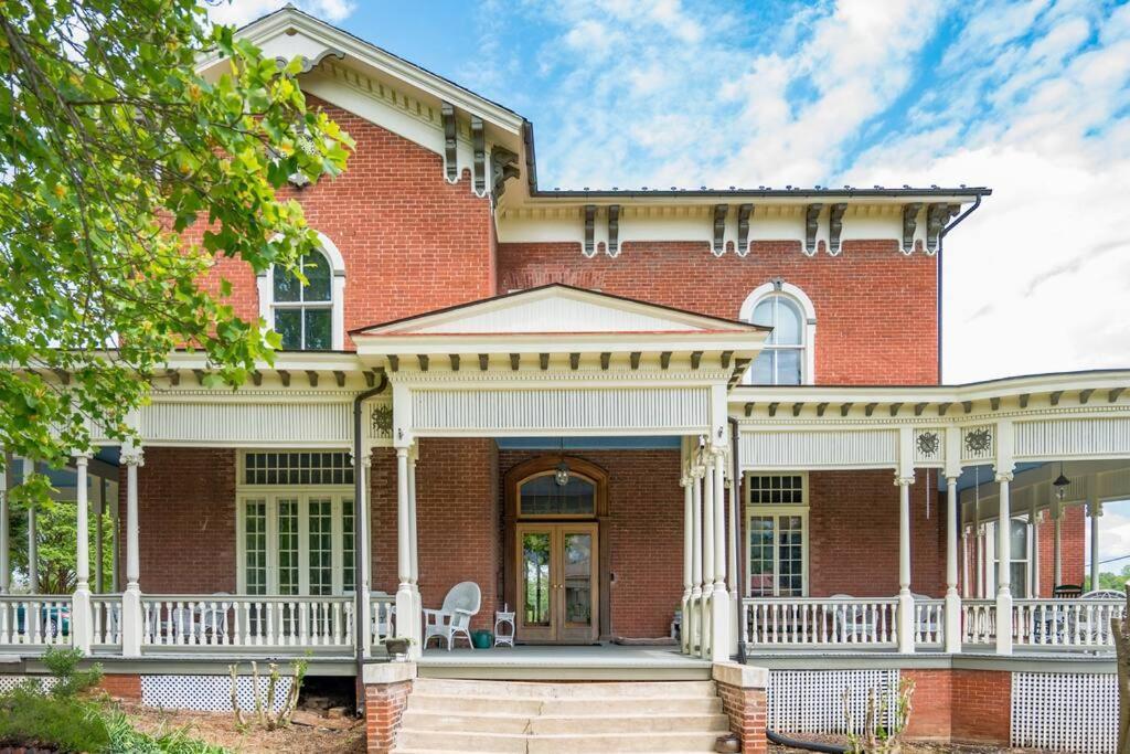 Apartamento Peaceful Easy Feelings - King Sized Bed - Sleeps 2 Lynchburg Exterior foto